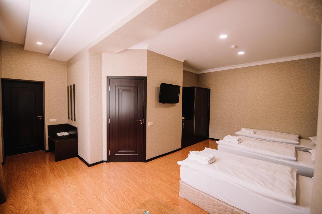 Laguna Hotel Vanadzor Eksteriør bilde