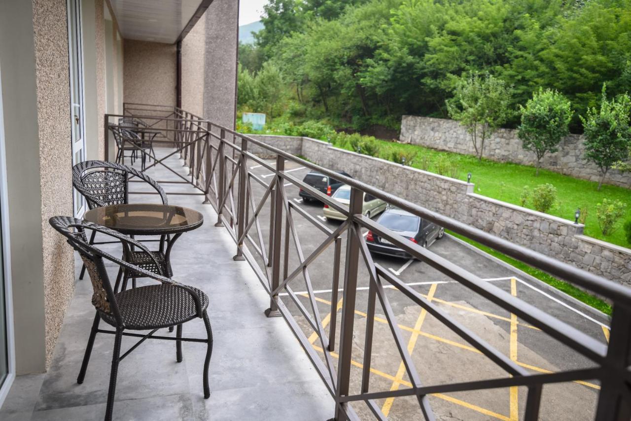 Laguna Hotel Vanadzor Eksteriør bilde